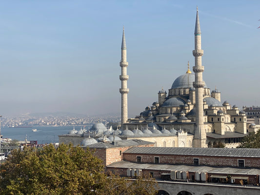 Istanbul - A City of Contrasts