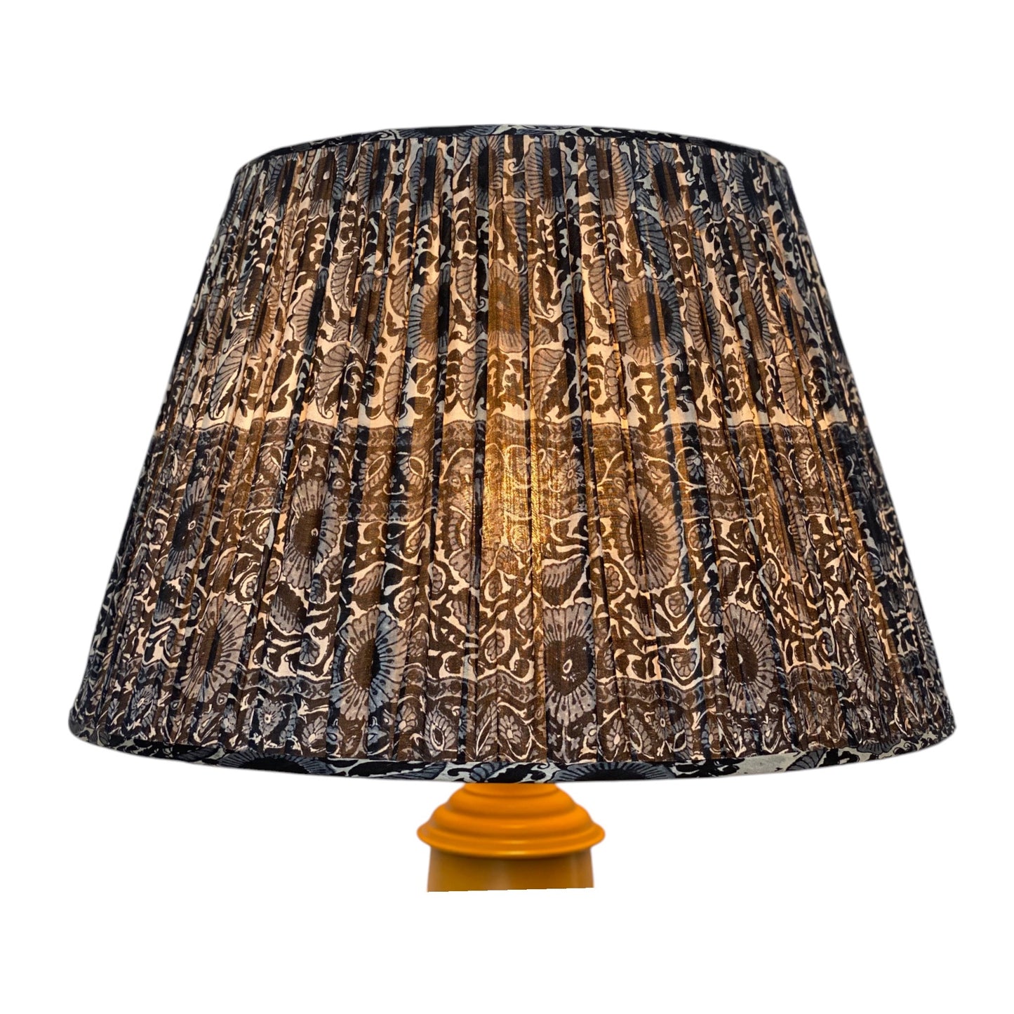 Black_grey_silk_sari_lampshade