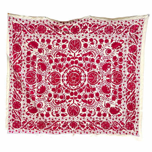 Red suzani