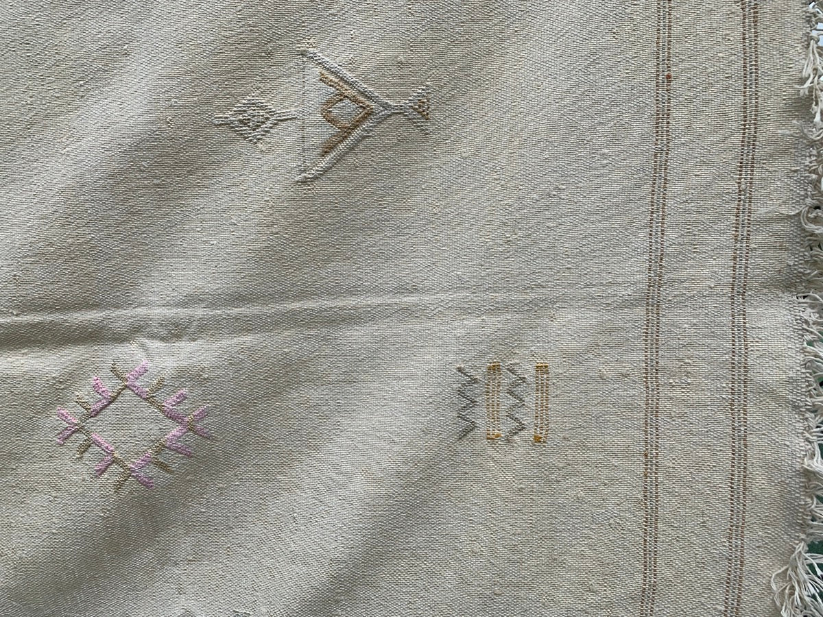 Cactus silk kilim rug