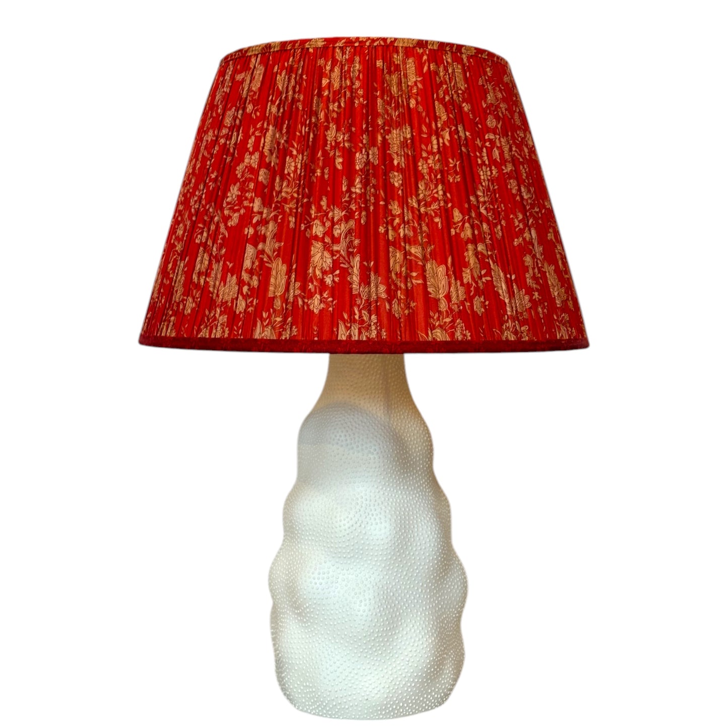 chinese red lampshade on Iki lamp