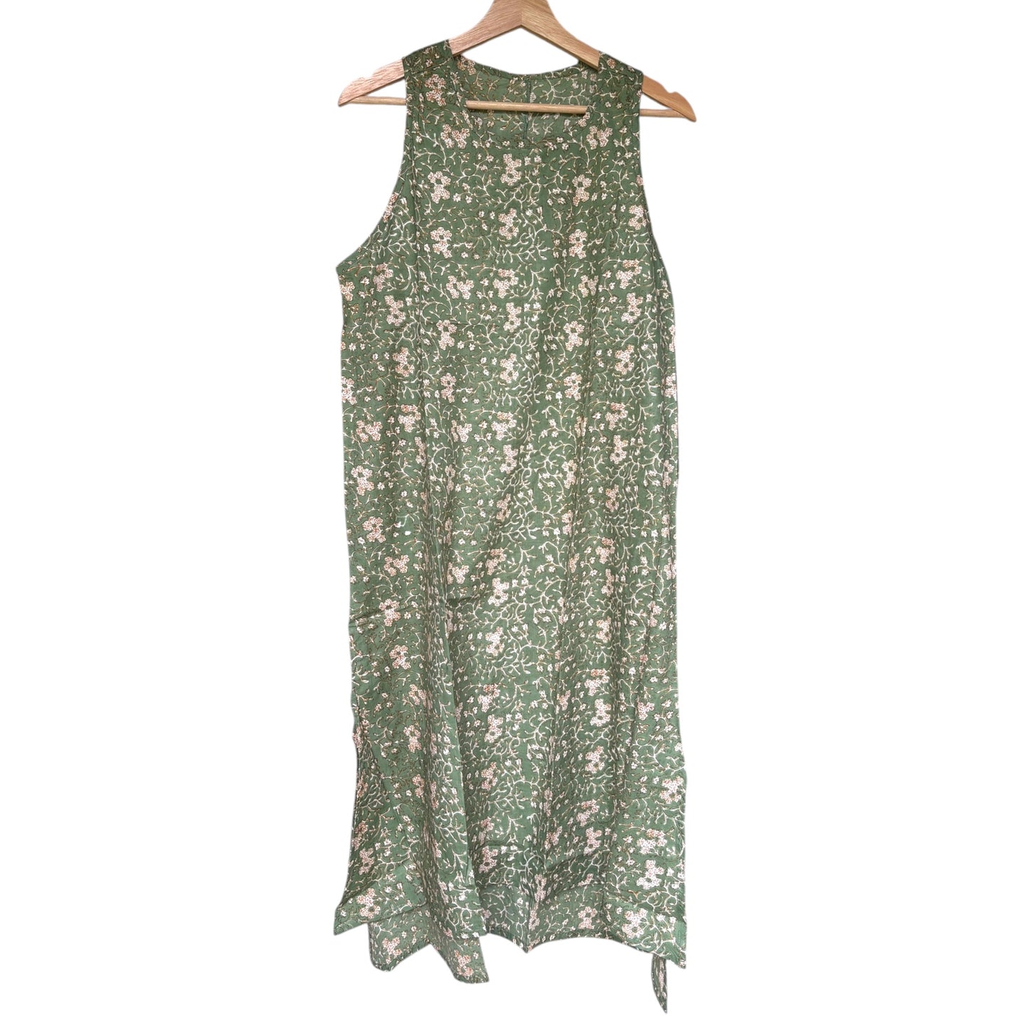 Green and ochre nightie