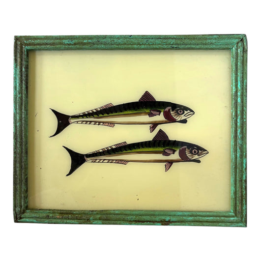 Medium glass painting with fish