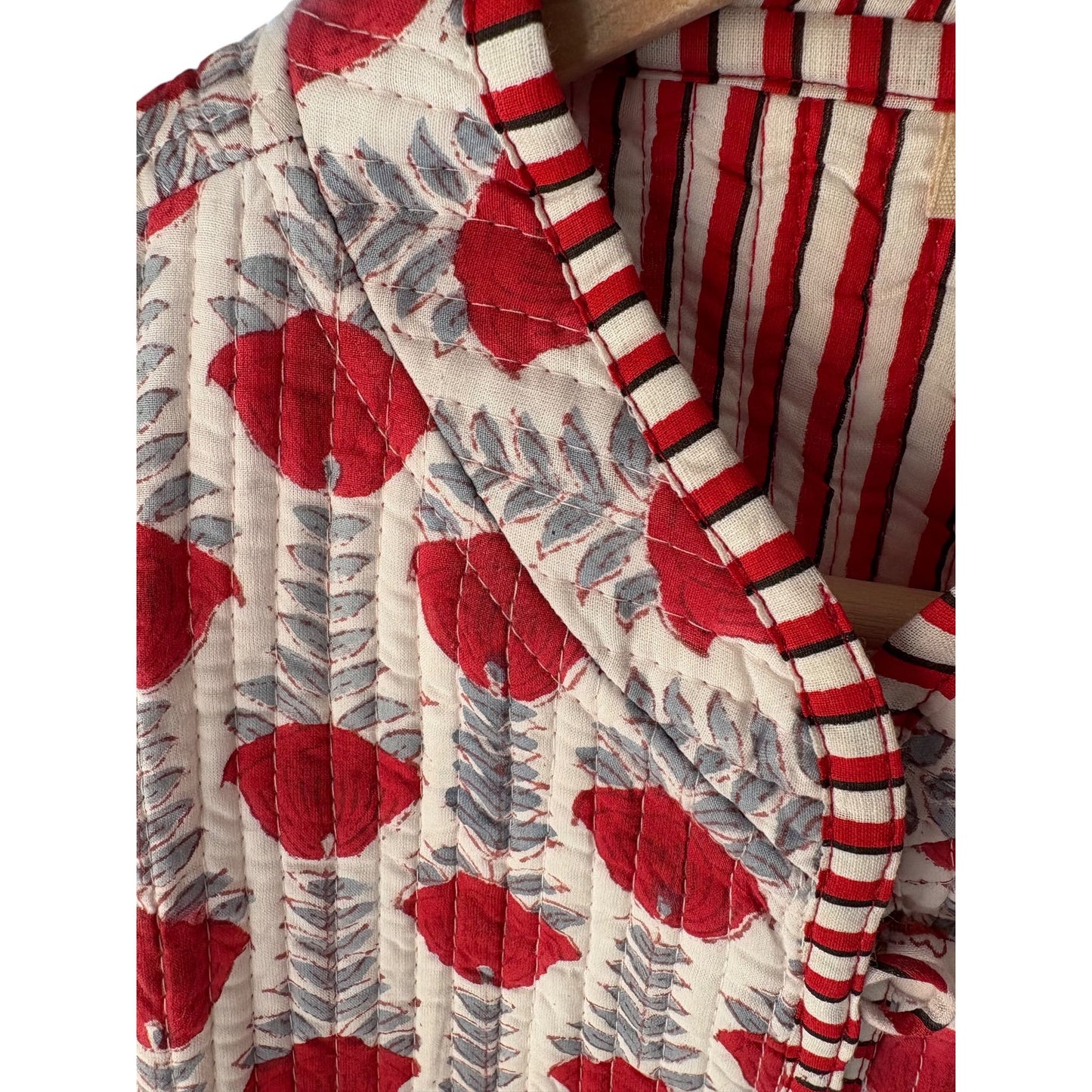 Quilted coat red close up