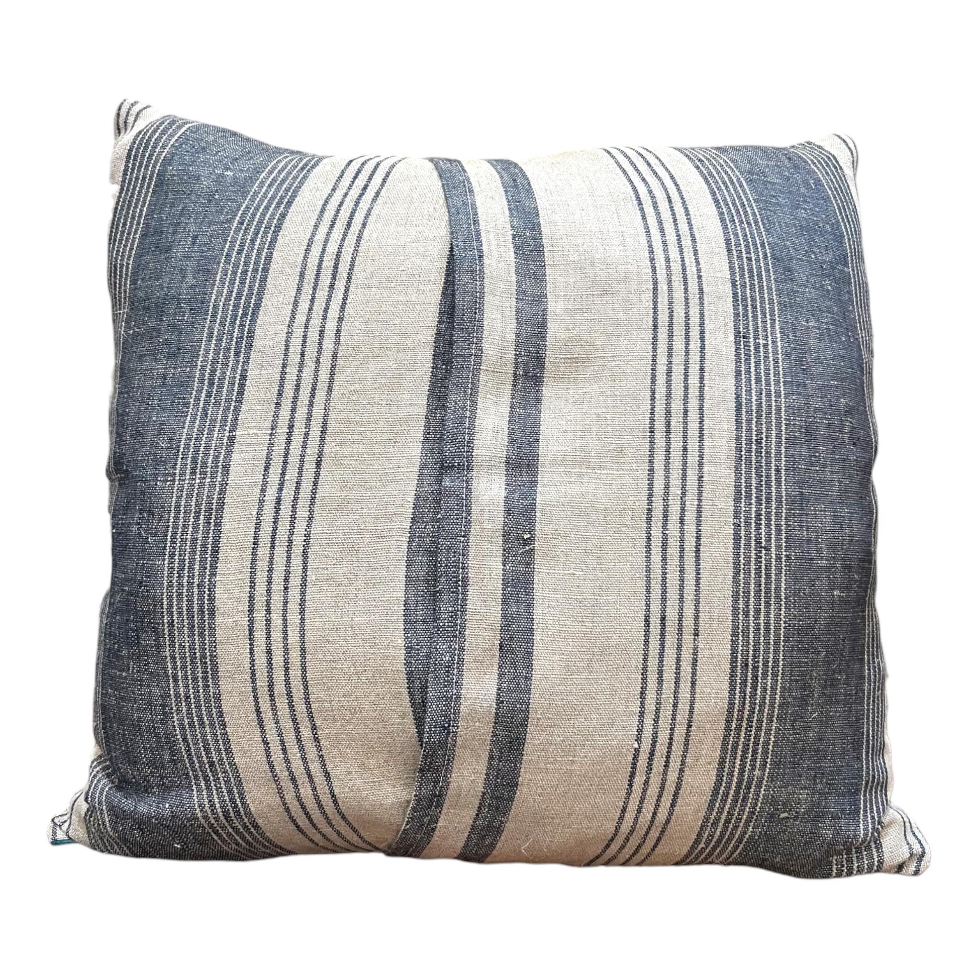 Reverse square kantha cushion