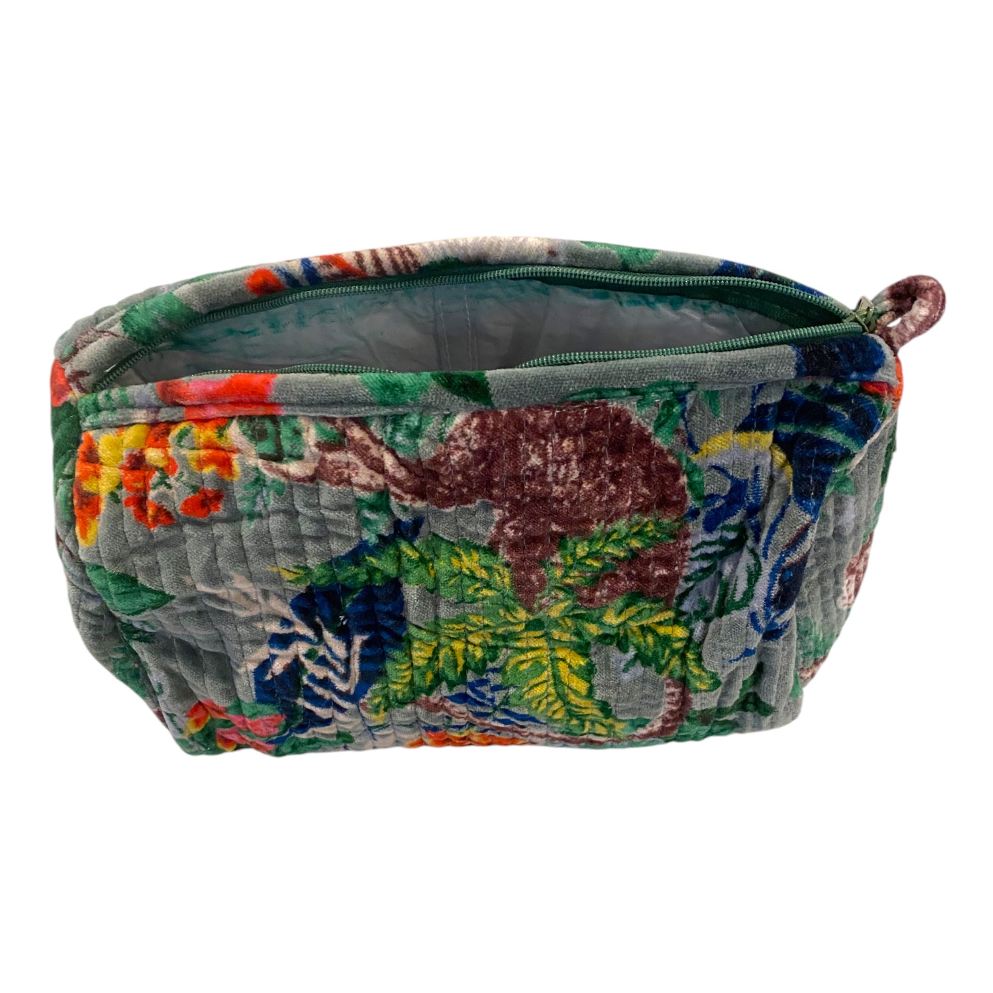 Velvet wash bag with waterproof lining
