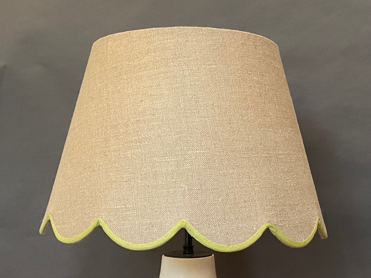 Linen scallop with green edge lampshade