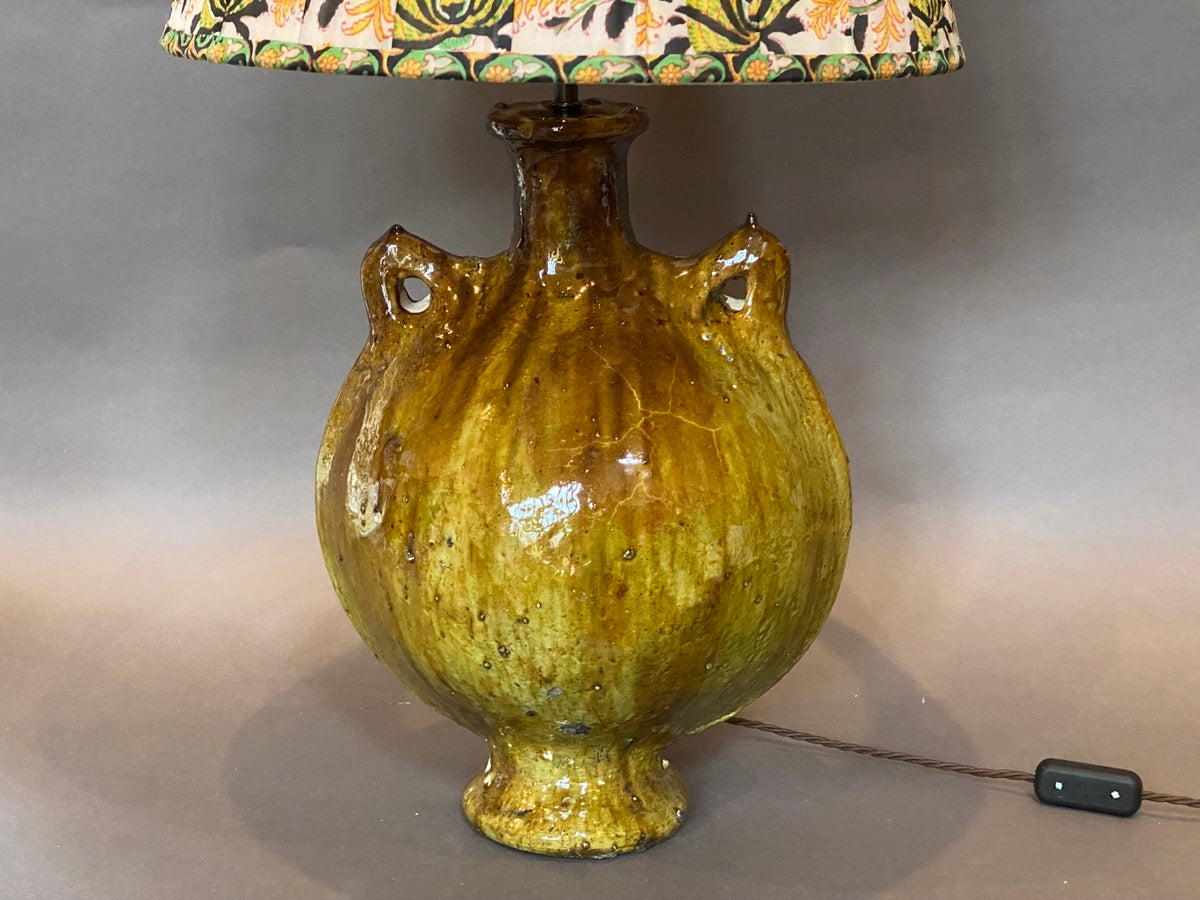 Saffron urn table lamp